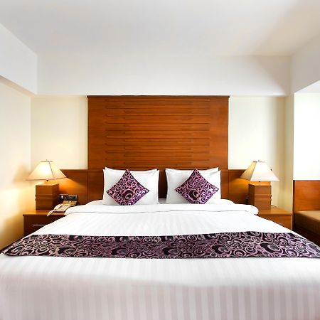 Bally Suite Sukhumvit Бангкок Экстерьер фото