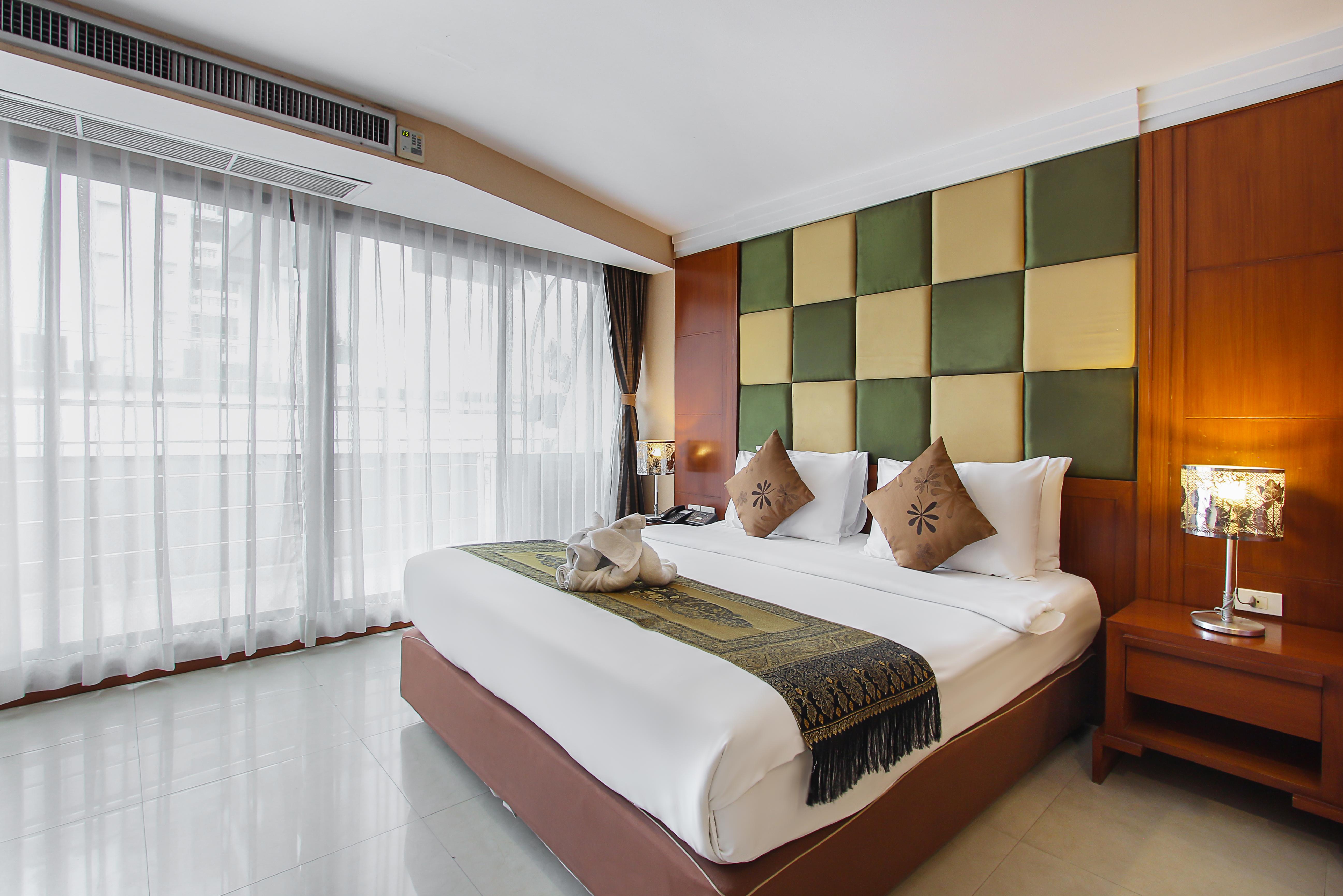 Bally Suite Sukhumvit Бангкок Экстерьер фото